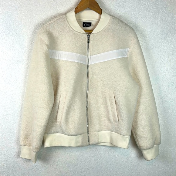 Zyia Active Flying V Sherpa Jacket Varsity Zip Cream White Fleece Bomber Medium - Picture 2 of 8